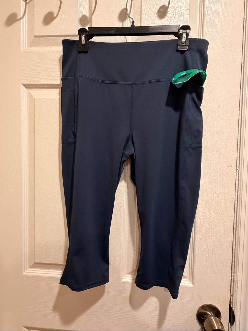 Skechers Navy Blue High-Waist Active Capris with Side Pocket